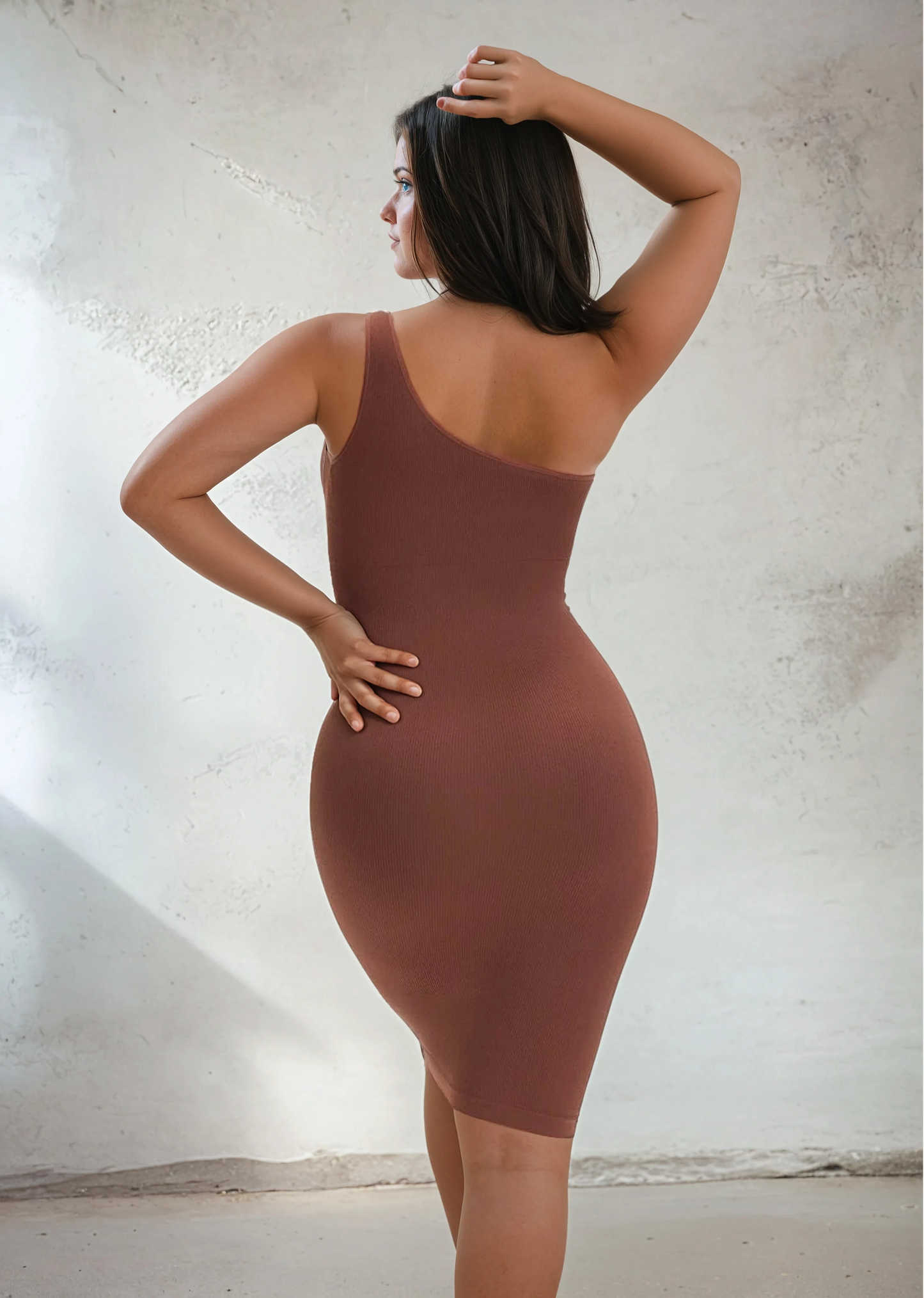 SnatchedKnit One-Shoulder Knie Jurk